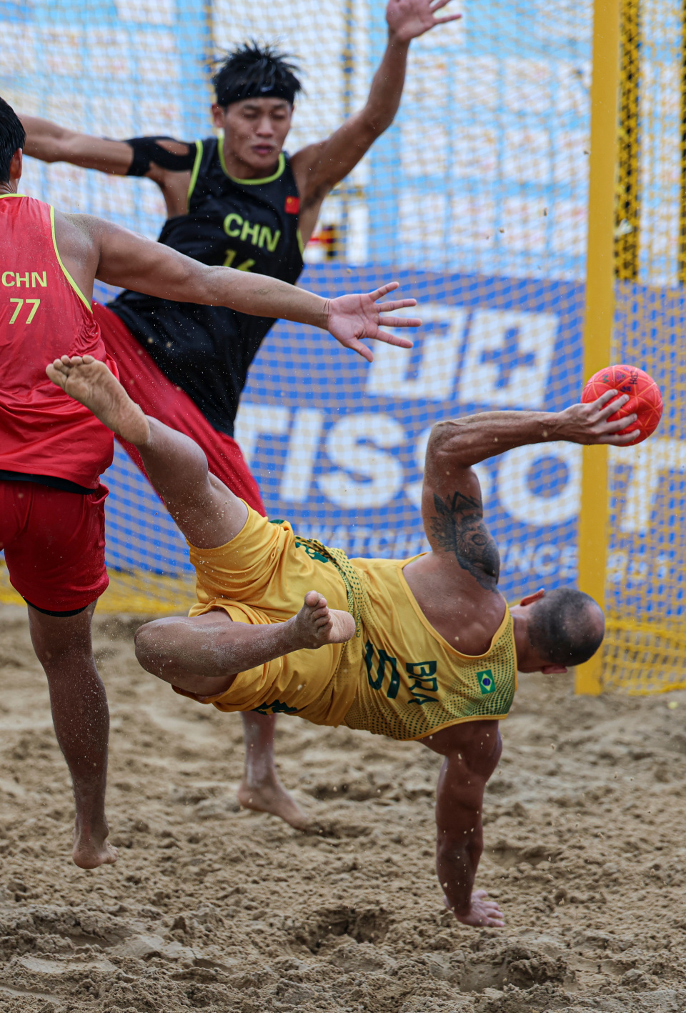 giAig, UeAHc giAig, UeAHc