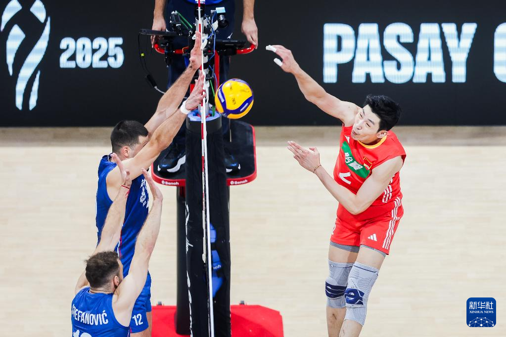 赛中, 锦标赛小组 赛中, 锦标赛小组