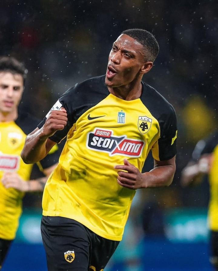 上赛季他为, 今日转会不, src 上赛季他为, 今日转会不, src