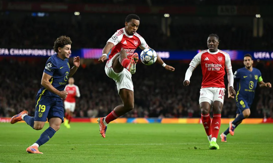 日凌晨, 直接兜射滑 日凌晨, 直接兜射滑